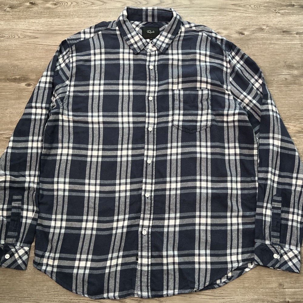 Rails Flannel Lennox Button Up Shirt Mens XLarge Navy Plaid Regular Fit